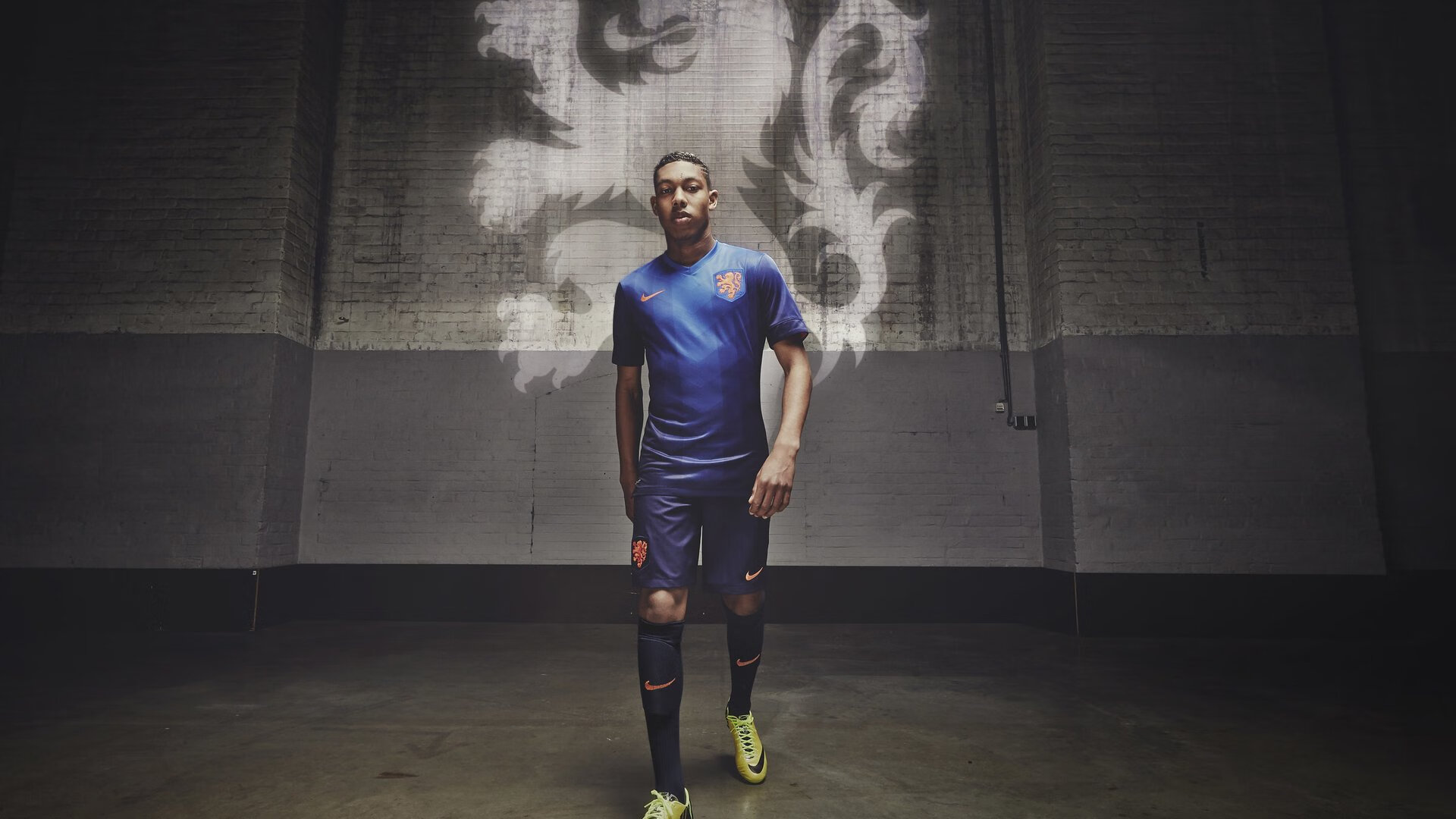 美国男足在巴黎奥运会上展现出强大的团队协作能力，美国男足 奥运